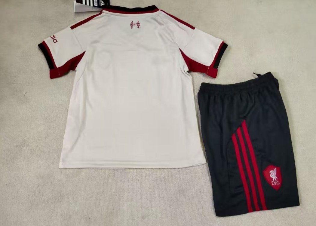 Liverpool Away 2025/2026 Bambino